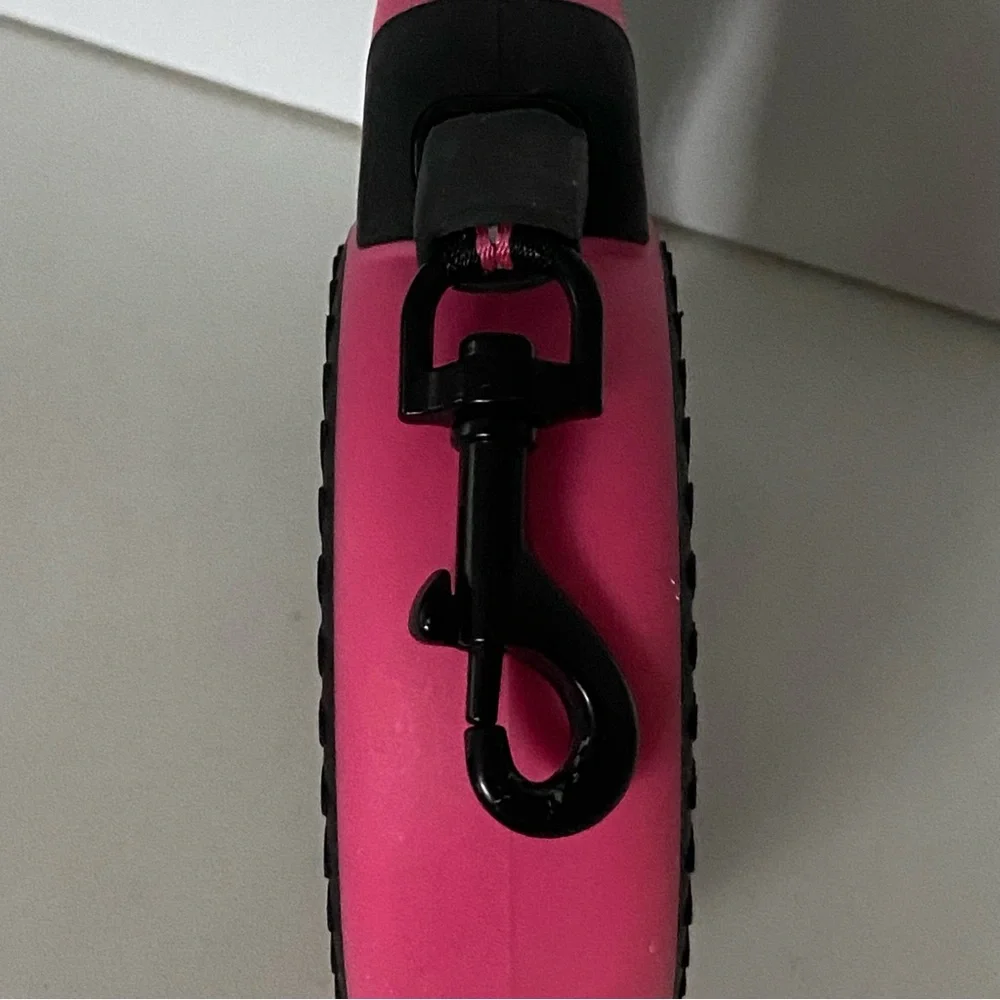 KONG Retractable Dog Leash Up To 55 Pound Dog 15 Feet Long Small Medium Pink